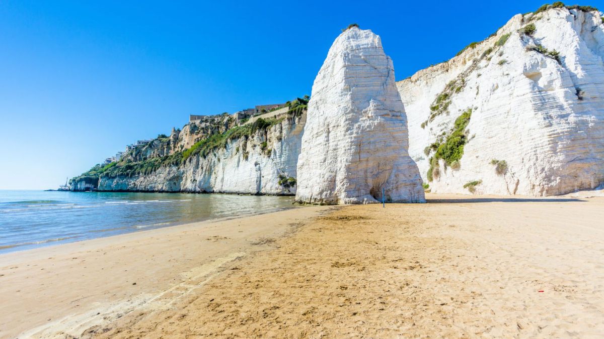 La spiaggia Scialara di Vieste è accessibile? Info e servizi