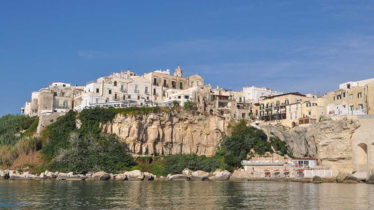 Vieste e la sostenibilità ambientale: spiagge e turismo responsabile